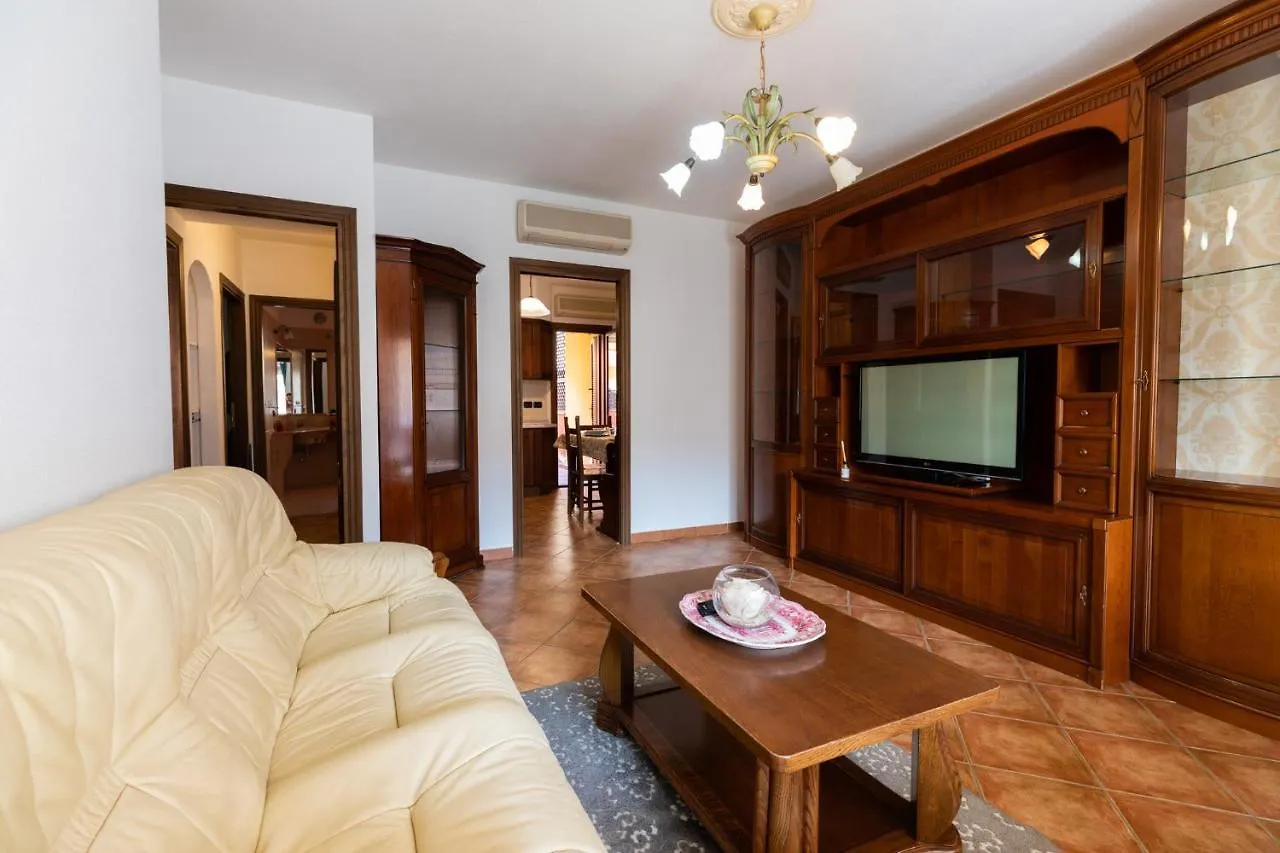 Teo'S Apartment Olbia 0*,  Italia